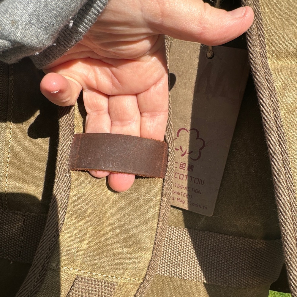 Canvas Camera bag/backpack. - Picture 13 of 15